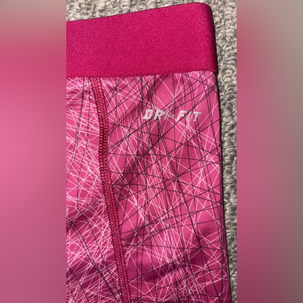 Nike Pro Spandex In Pink - Picture 3 of 5